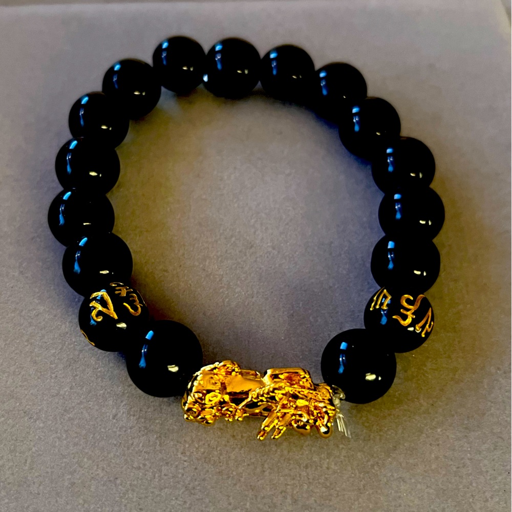 Feng Shui Black Obsidian Pixiu wealth bracelet beaded